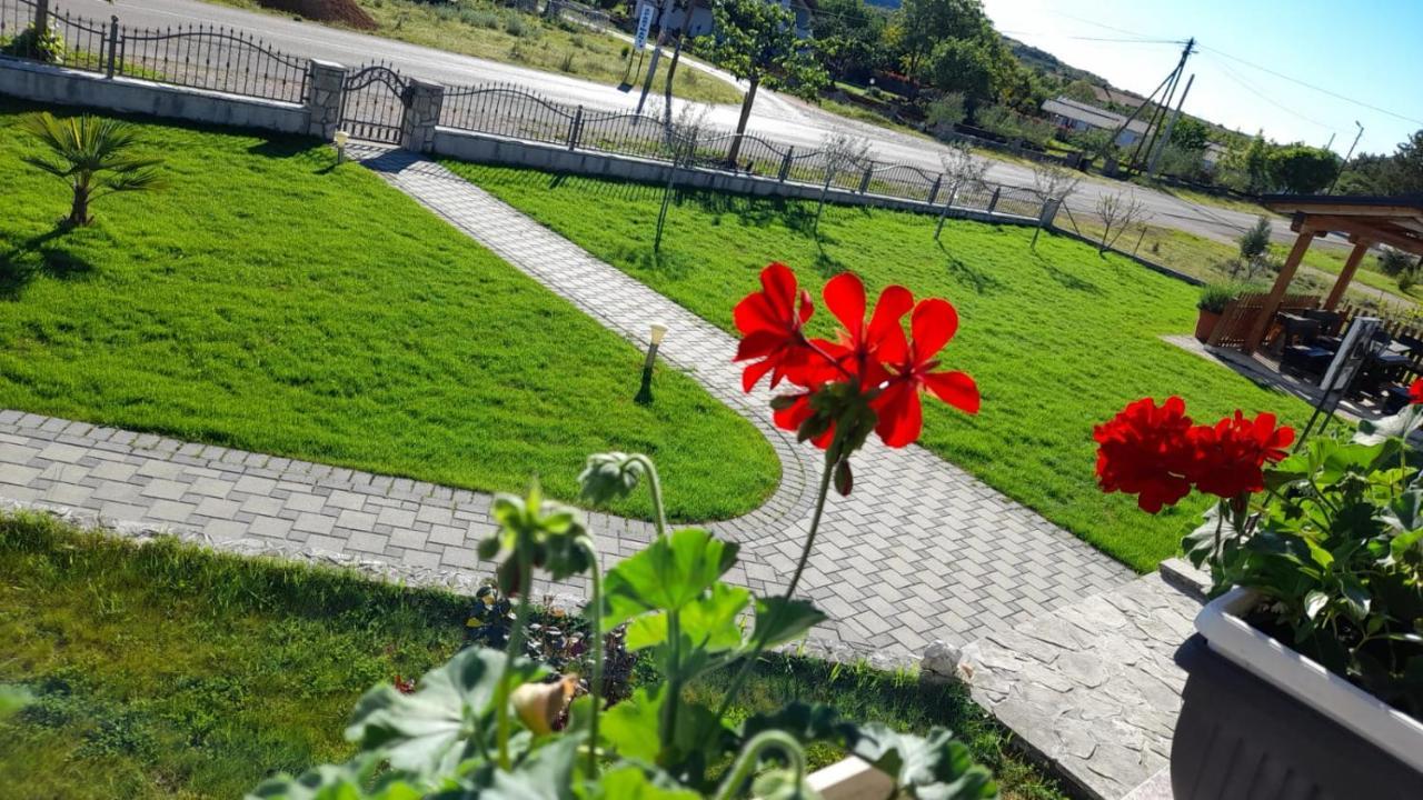Apartment Kravica Ljubuski Exterior photo