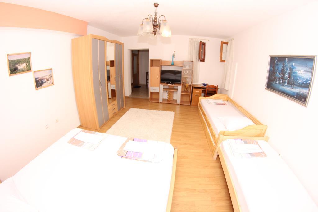 Apartment Kravica Ljubuski Exterior photo